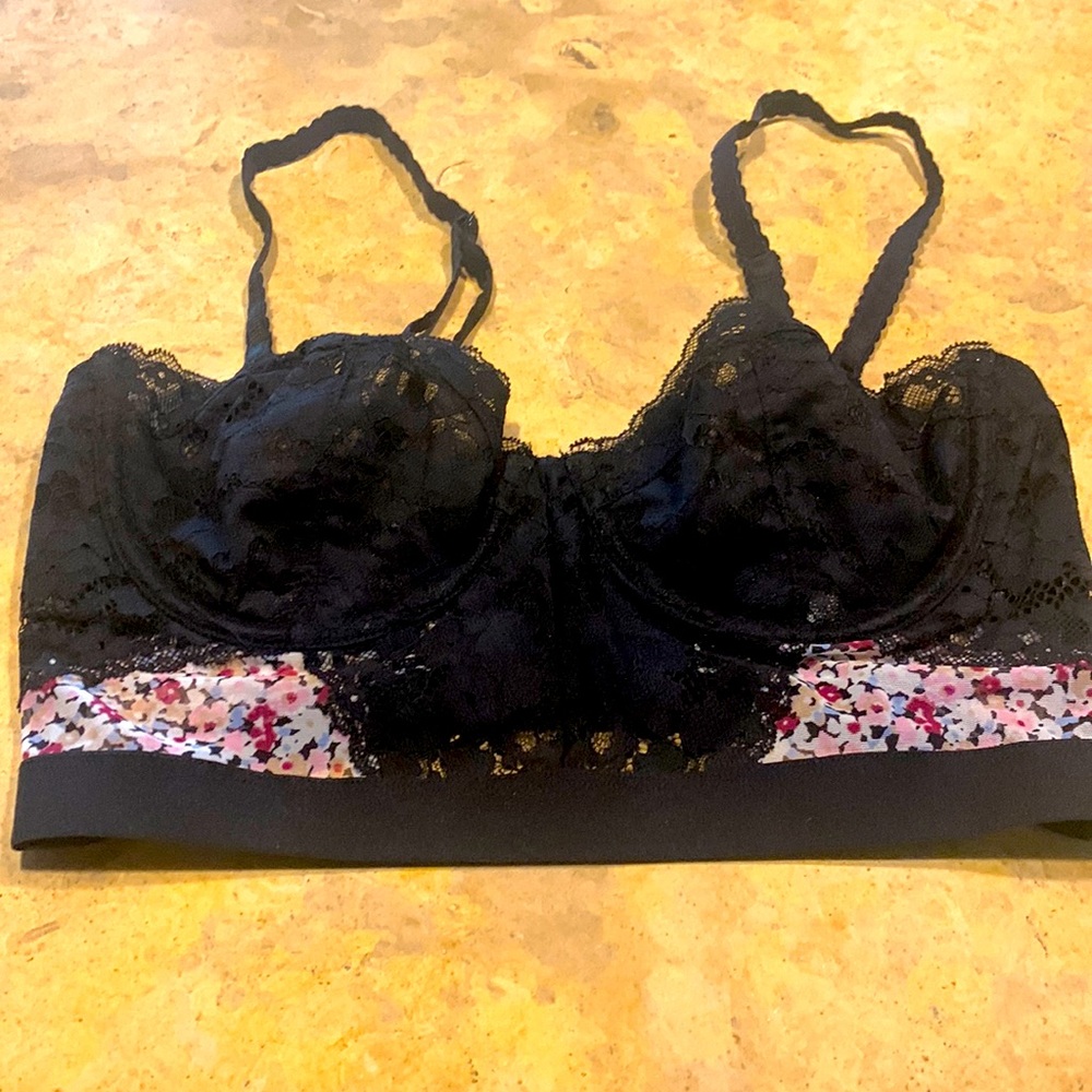 Black, Floral, Lacey underwire Moi bralette, size S